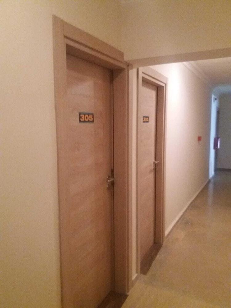 Unver Hotel مرمريس المظهر الخارجي الصورة