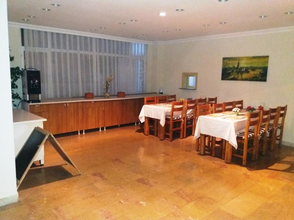 Unver Hotel مرمريس المظهر الخارجي الصورة