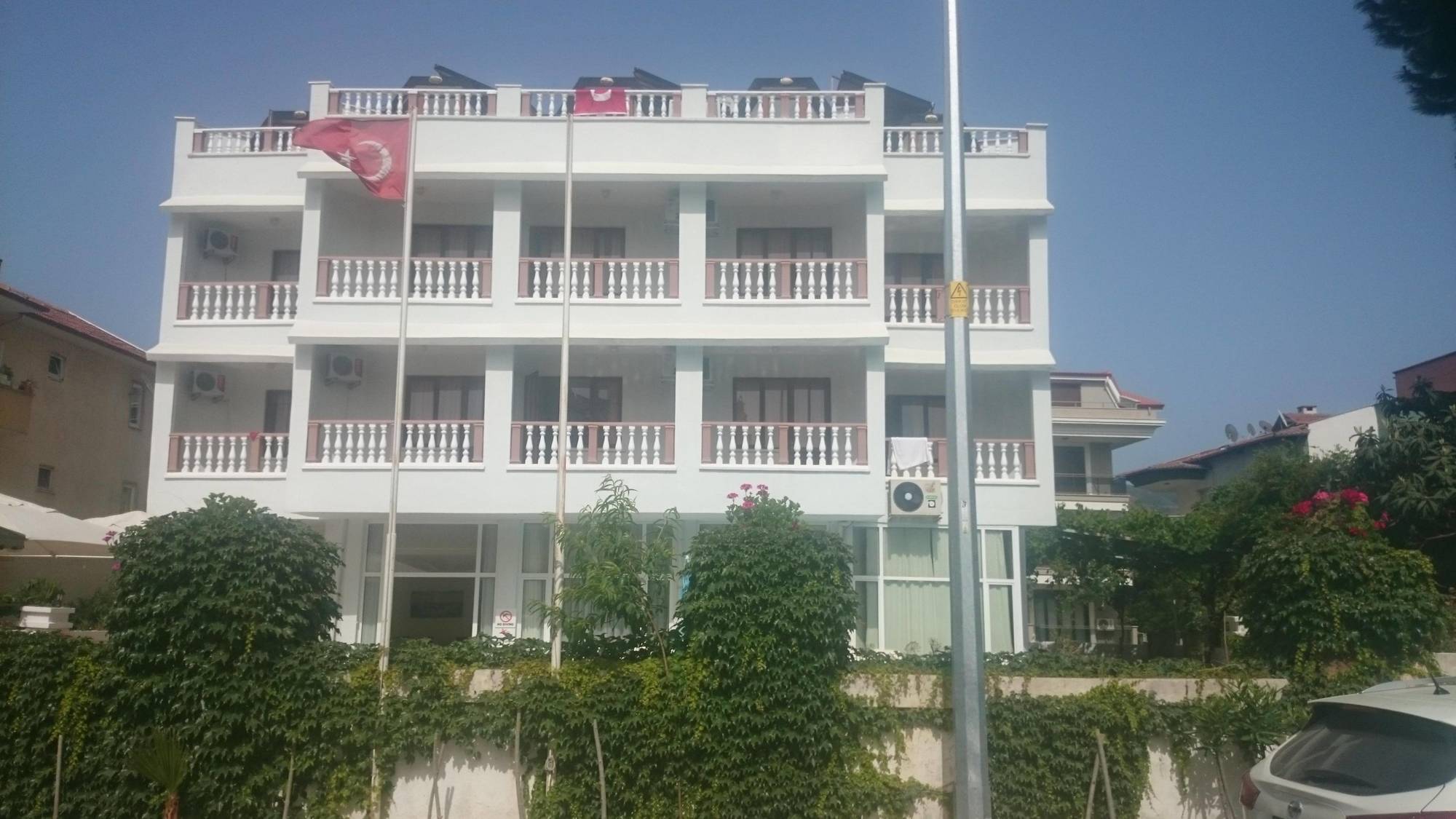 Unver Hotel مرمريس المظهر الخارجي الصورة