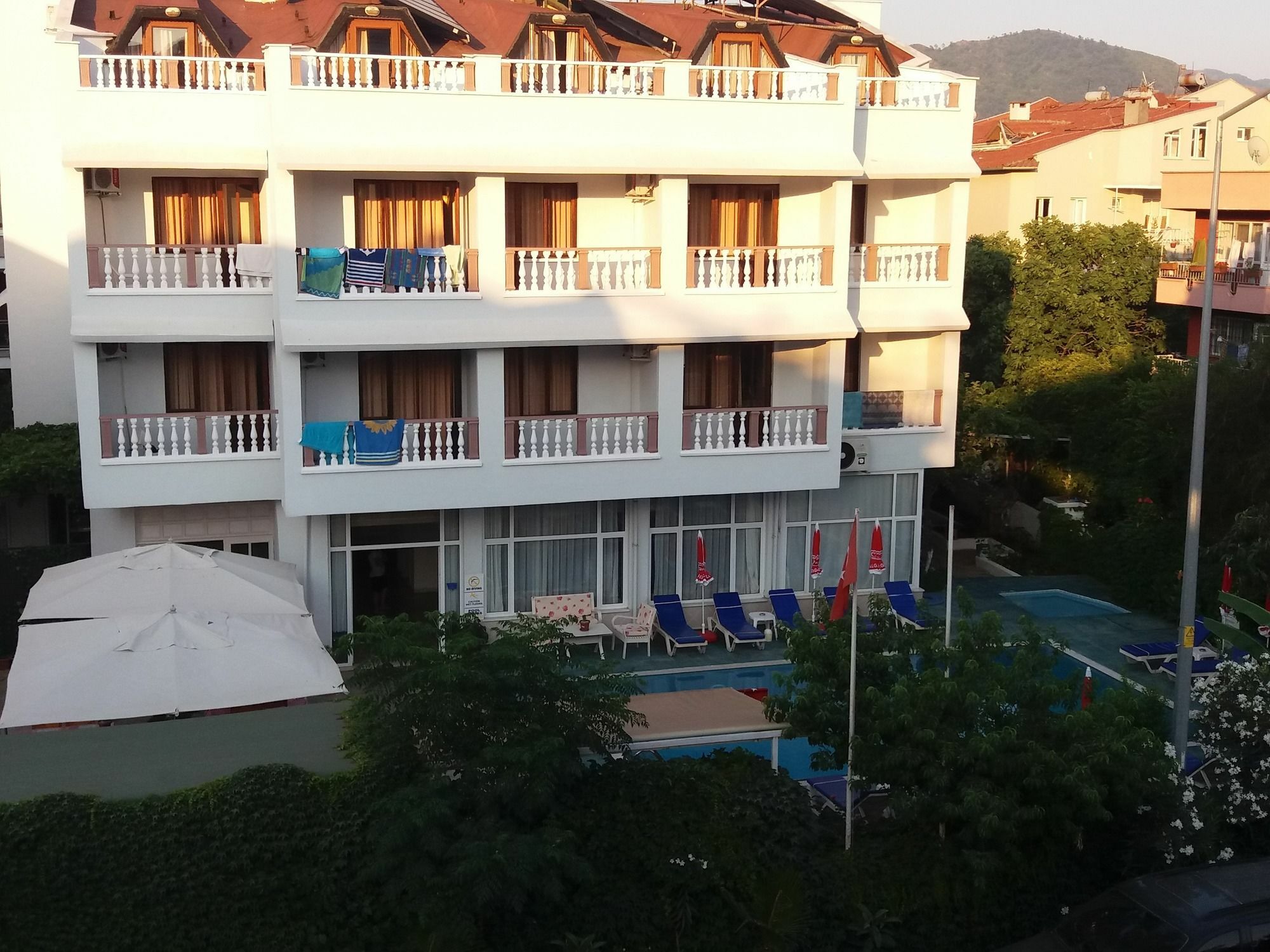 Unver Hotel مرمريس المظهر الخارجي الصورة