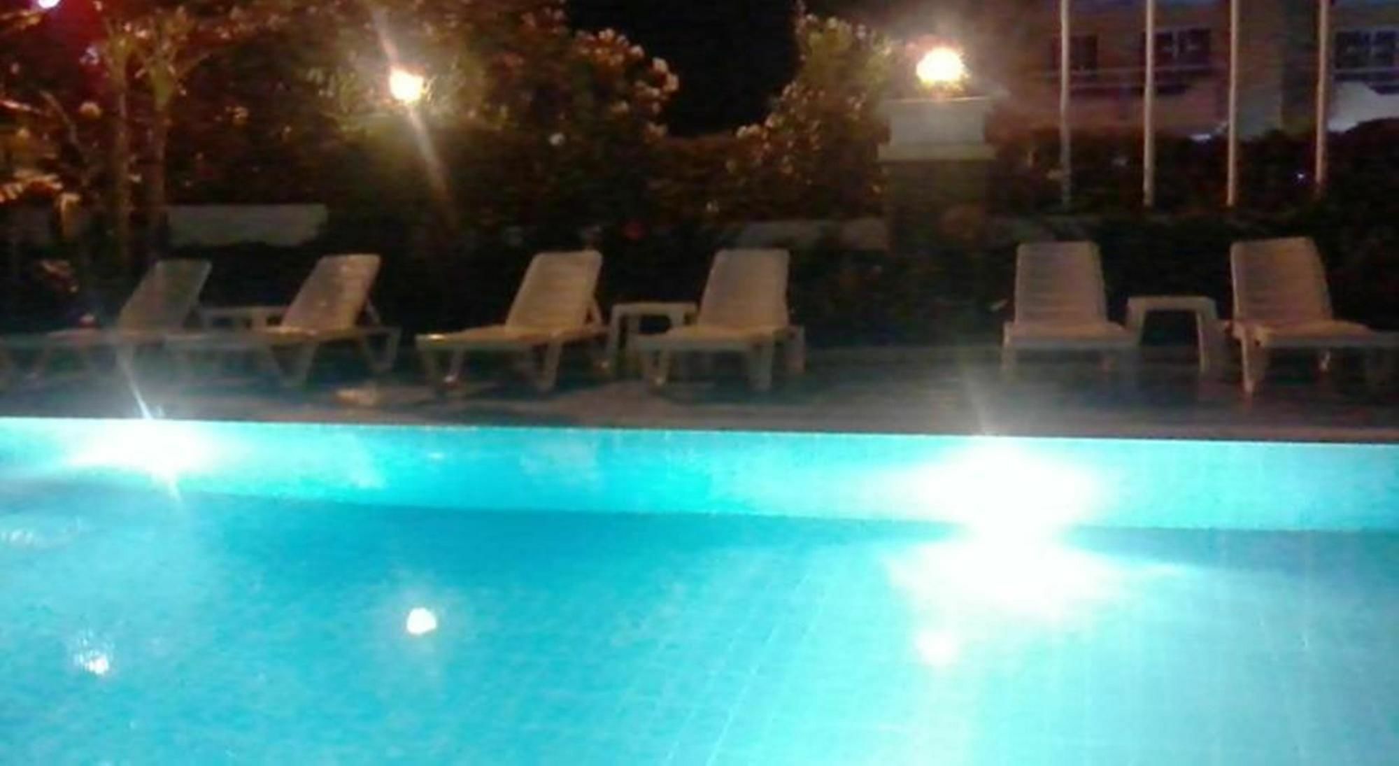 Unver Hotel مرمريس المظهر الخارجي الصورة